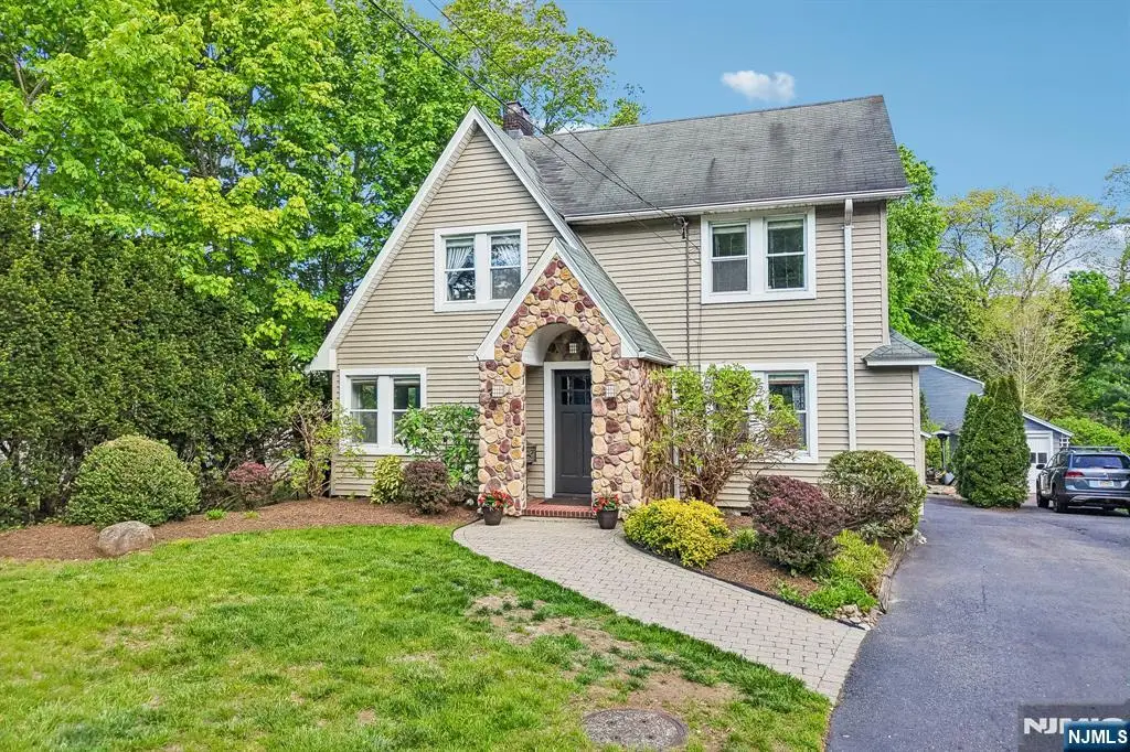 243 Lincoln Avenue, Ridgewood, NJ 07450 - #1