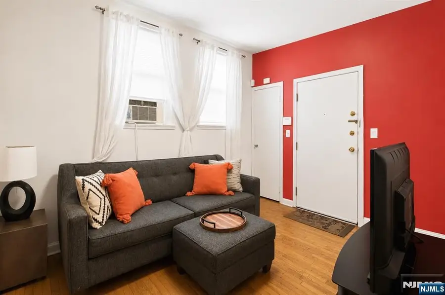 111 Mallory Avenue 2, Jersey City, NJ 07304 - #3