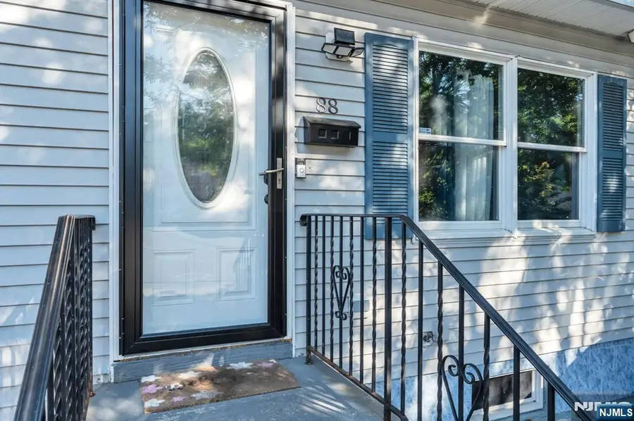 88 N 2nd, Paterson, NJ 07522 - #2