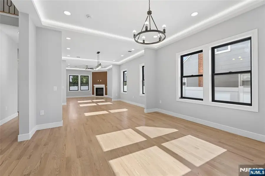 9 Cole Street, Bergenfield, NJ 07621 - #3
