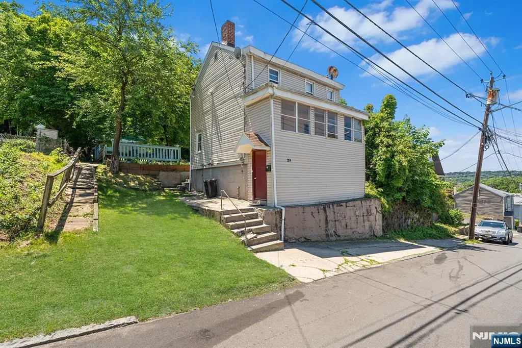 282-286 Caldwell Avenue, Paterson, NJ 07501 - #1