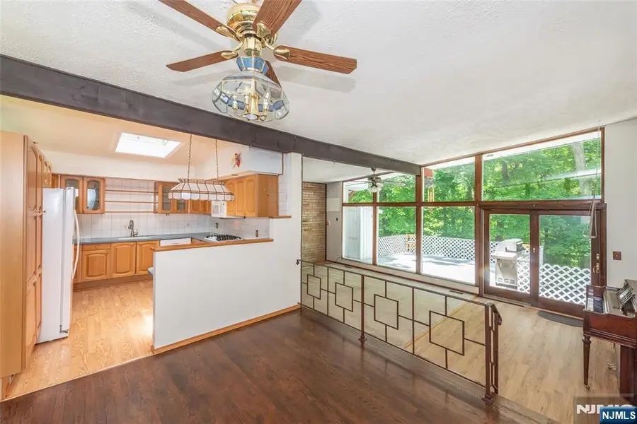6 Mohawk Trail, Ringwood, NJ 07456 - #3