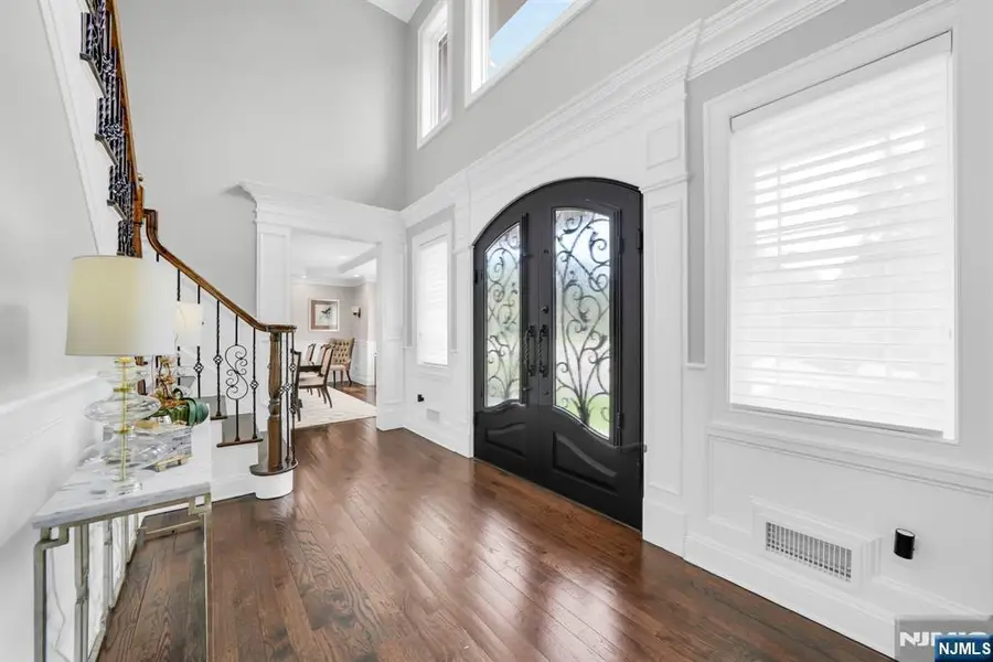42 Saratoga Drive, Oakland, NJ 07436 - #2