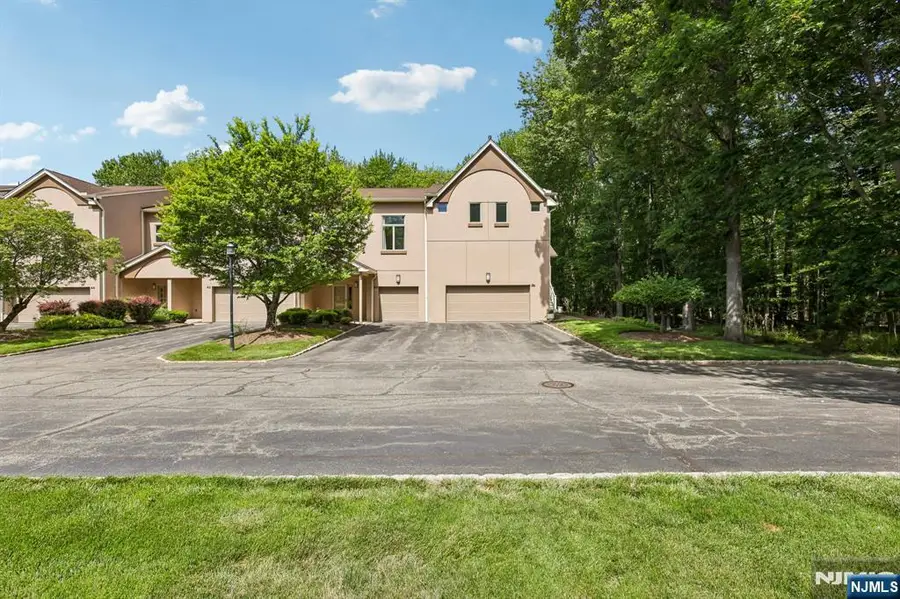 40 Rio Vista Drive, Allendale, NJ 07401 - #3