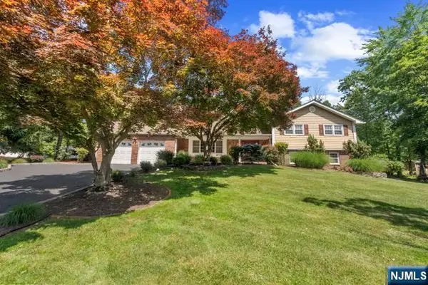 36 Underwood Road, Montville Township, NJ 07045