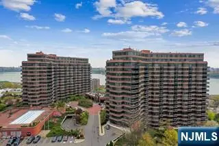 100 Carlyle 16 J/K N, Cliffside Park, NJ 07010 - #1
