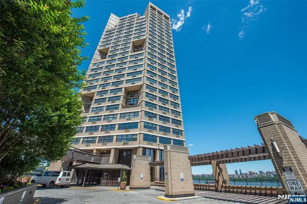 7004 Boulevard East 39F, Guttenberg, NJ 07093