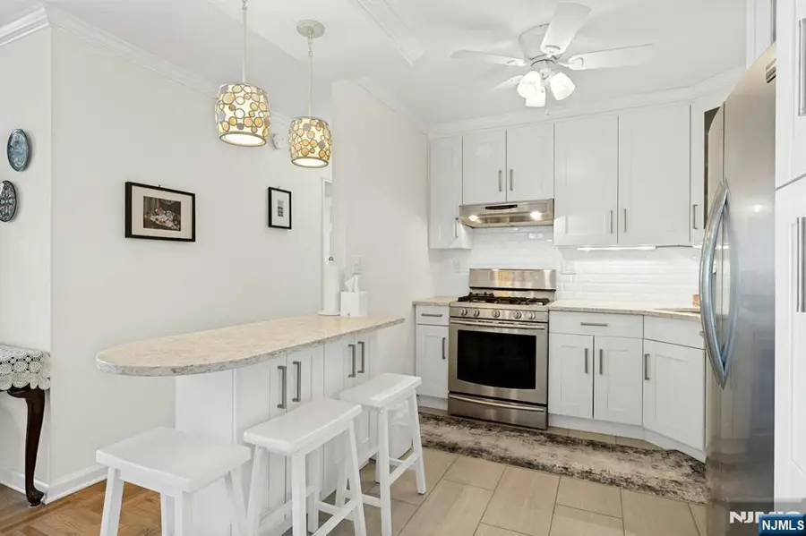 2000 Linwood Avenue 17X, Fort Lee, NJ 07024 - #2