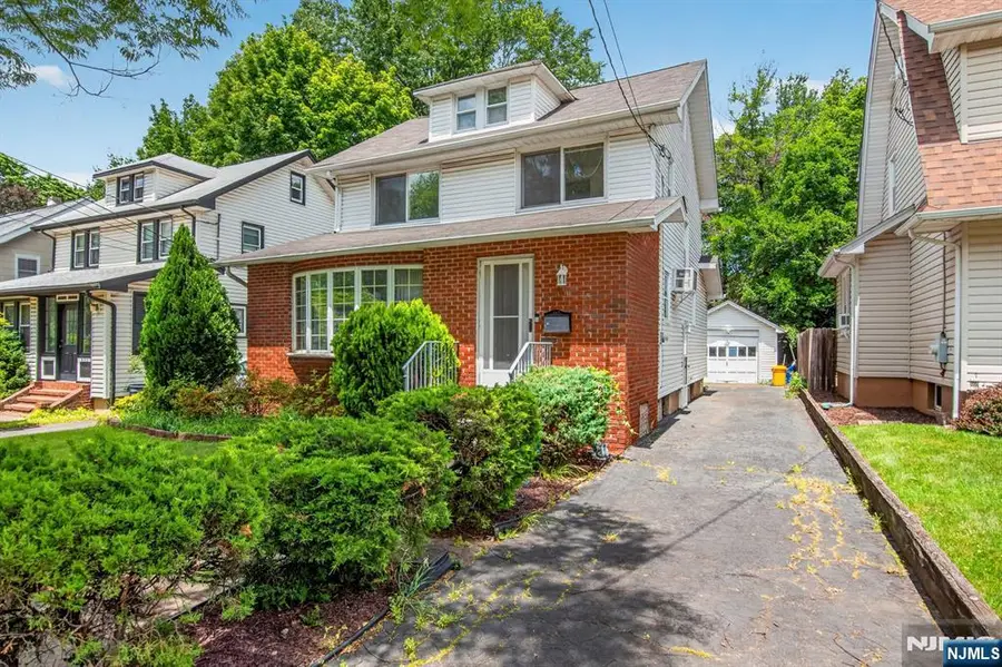 489 Maple Avenue, Teaneck, NJ 07666 - #2