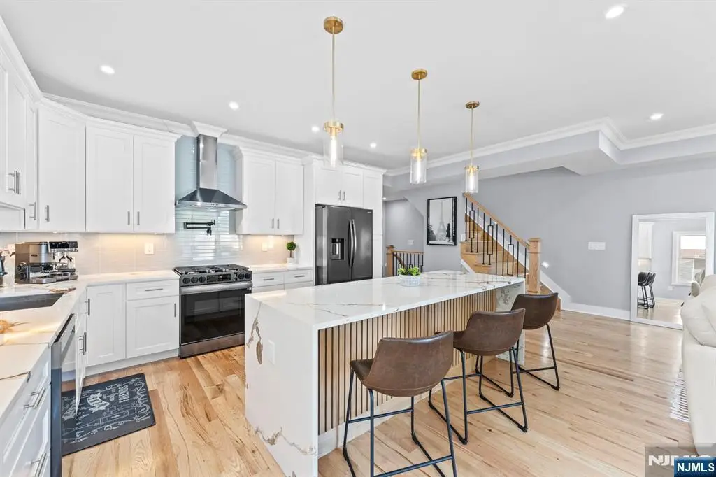 335 Virginia Avenue 2, Jersey City, NJ 07304 - #1