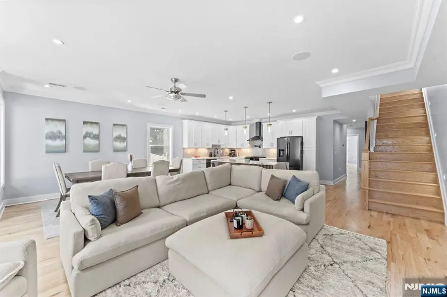 335 Virginia Avenue 2, Jersey City, NJ 07304 - #2