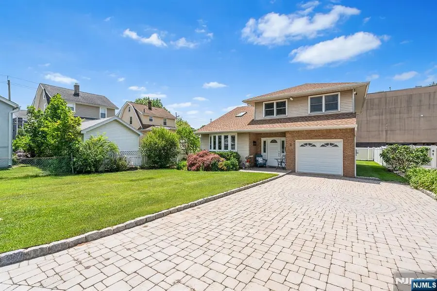 2 Violet Court, Bergenfield, NJ 07621 - #2
