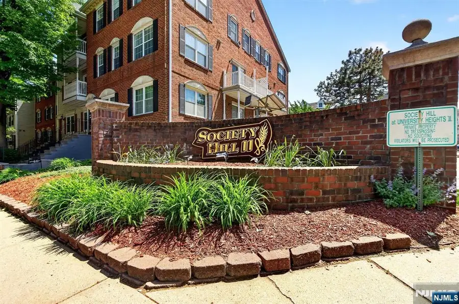 5 Krueger Court, Newark, NJ 07103 - #3