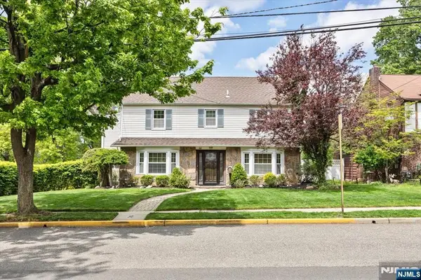 84 Raymond Avenue, Rutherford, NJ 07070