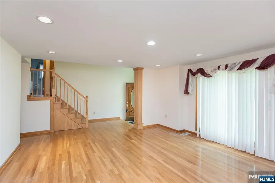 820 E Broad Street, Westfield, NJ 07090 - #3