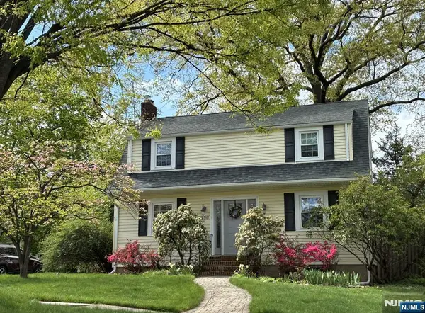 496 Tilden Avenue, Teaneck, NJ 07666