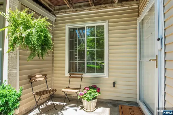 31 Sage Court, Bedminster, NJ 07921