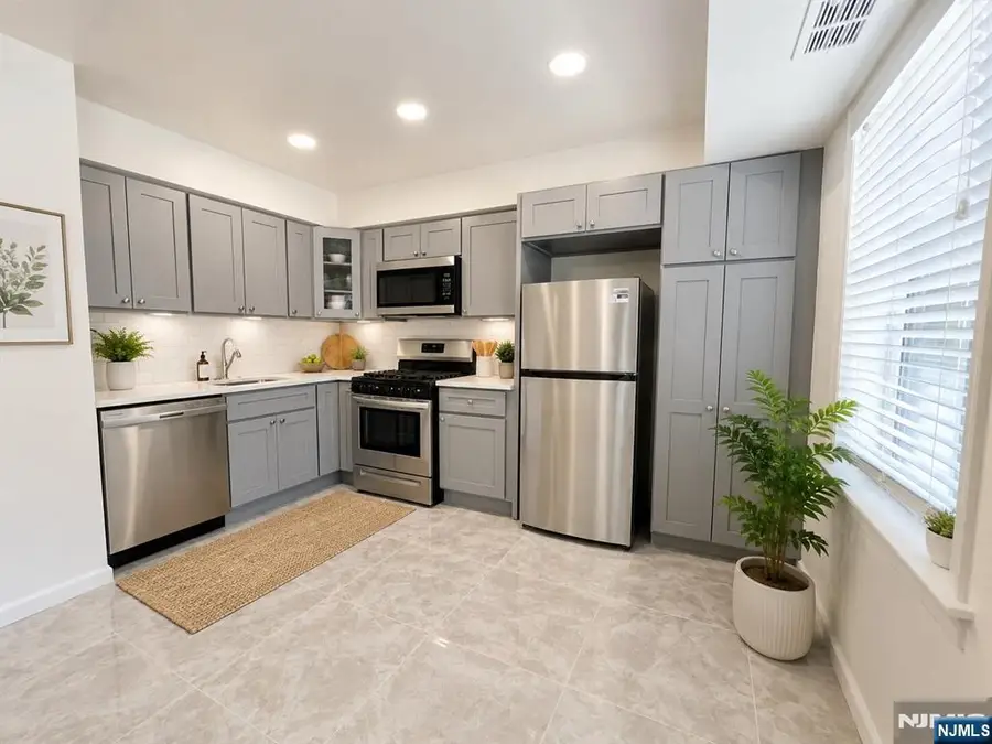 700 Schuyler Avenue D14, Kearny, NJ 07032 - #2