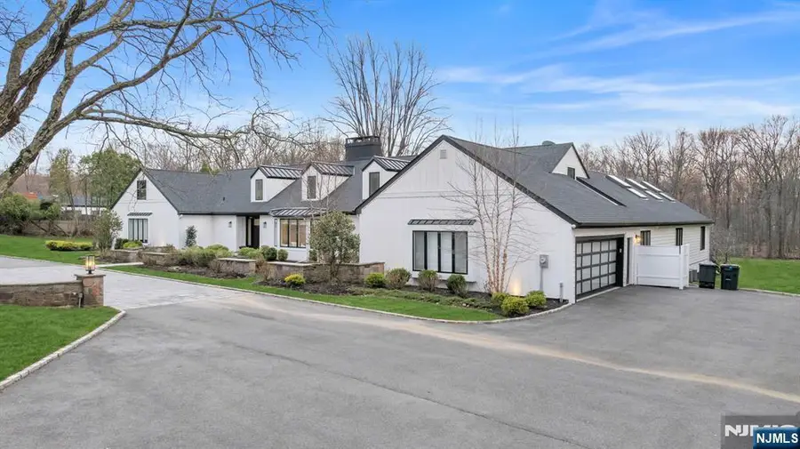 16 Greenbrook Road, Caldwell, NJ 07006 - #2