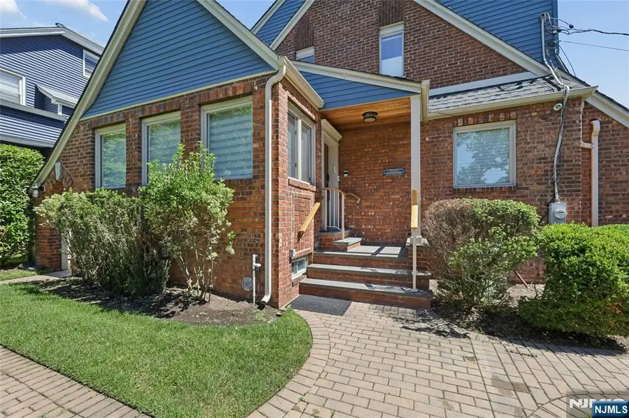 1474 Windsor Road, Teaneck, NJ 07666 - #2
