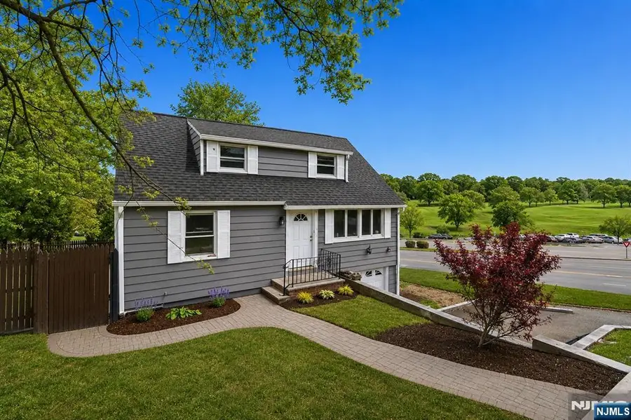 1 Lorelei Road, West Orange, NJ 07052 - #3