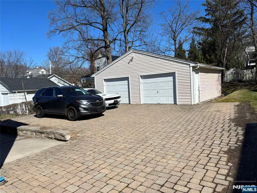 17 Garrett Street, Cedar Grove, NJ 07009 - #2