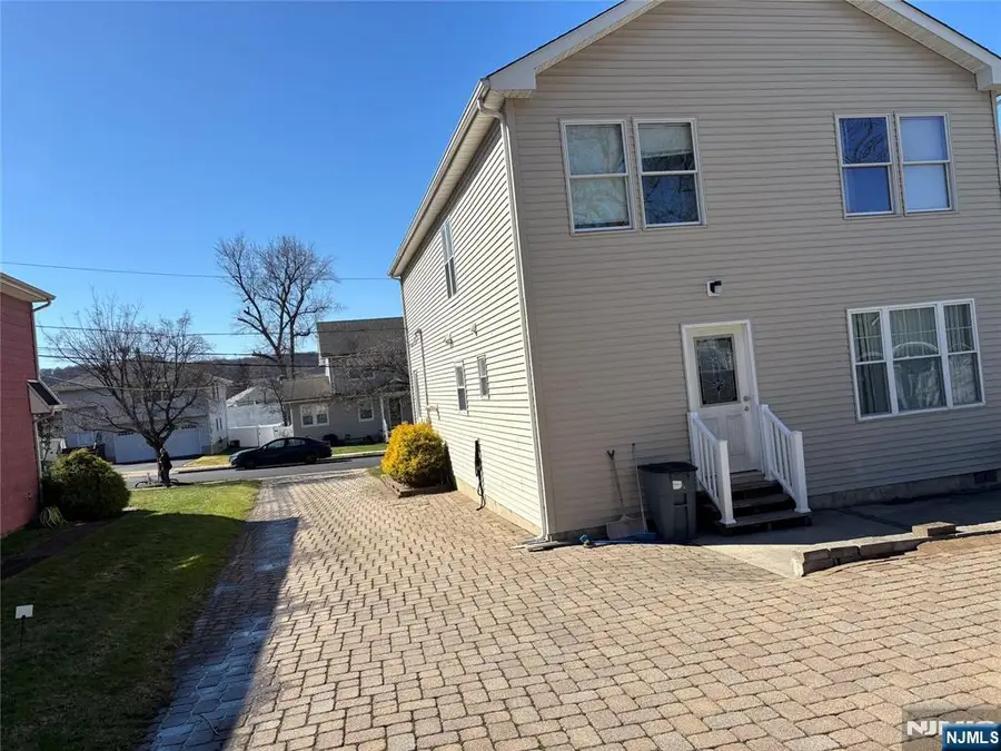 17 Garrett Street, Cedar Grove, NJ 07009 - #3