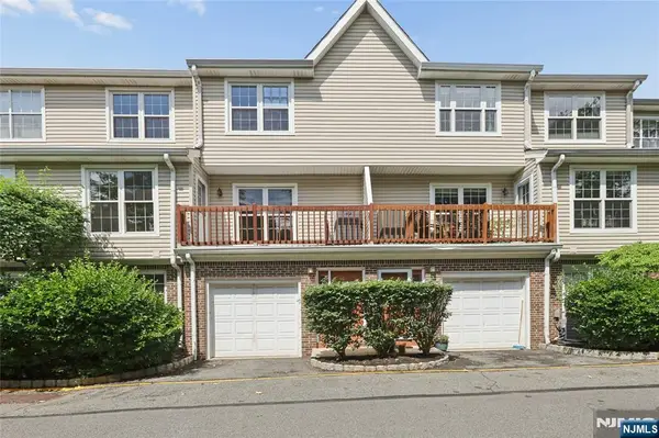1415 Teresa Drive 8212, Fort Lee, NJ 07024