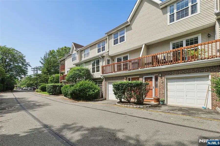 1415 Teresa Drive 8212, Fort Lee, NJ 07024 - #2