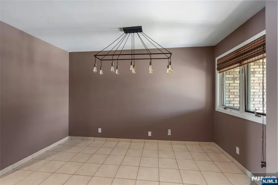 300 Gorge Road 2, Cliffside Park, NJ 07010 - #3