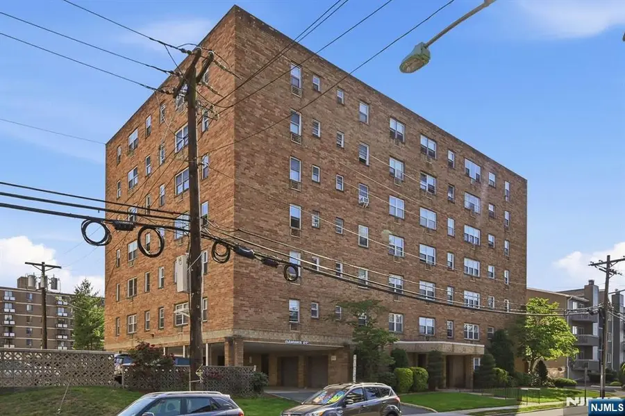25 Jefferson Street 2F, Hackensack, NJ 07601 - #3