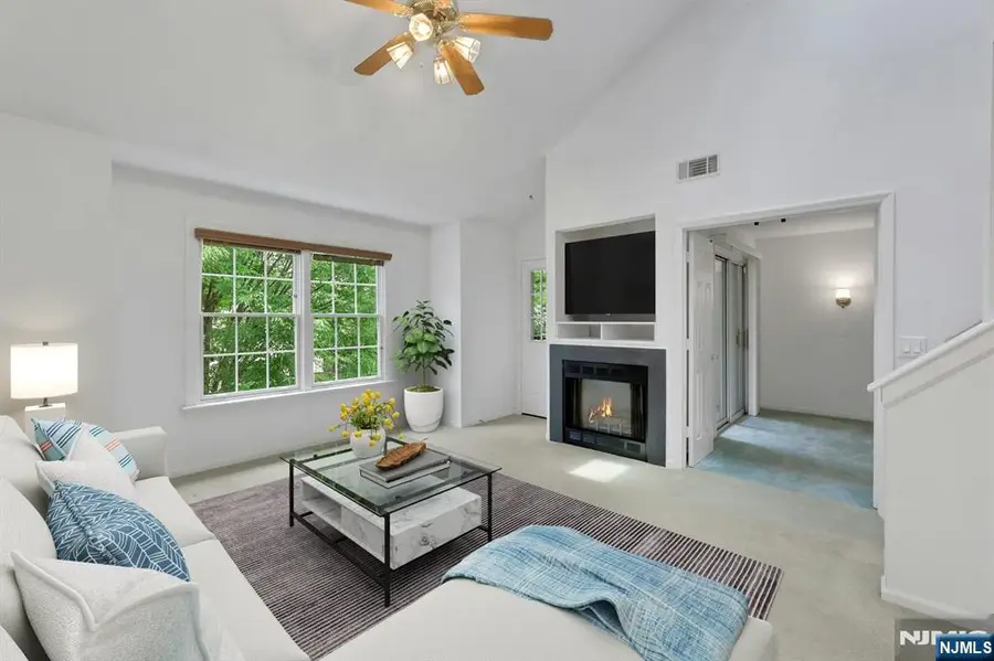 6 Collura Lane, Clifton, NJ 07012 - #3