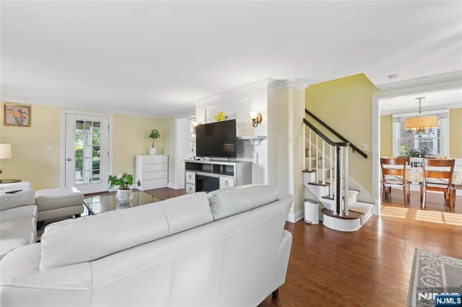179 Lakewood Avenue, Ho Ho Kus, NJ 07423 - #3