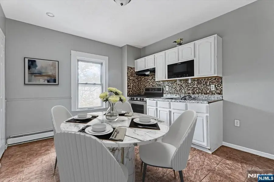 580 Hunterdon Street, Newark, NJ 07108 - #3