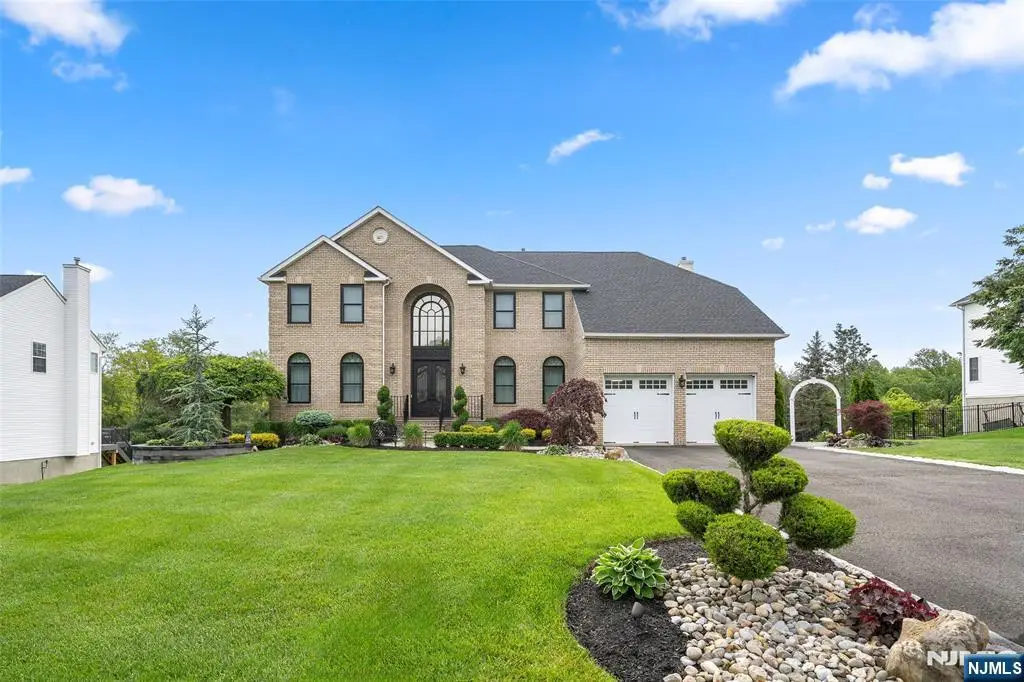 6 Christinalynn Drive, Monroe, NJ 08831 - #1