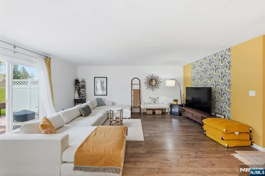 4 Mulberry Lane, Hamburg, NJ 07419 - #1