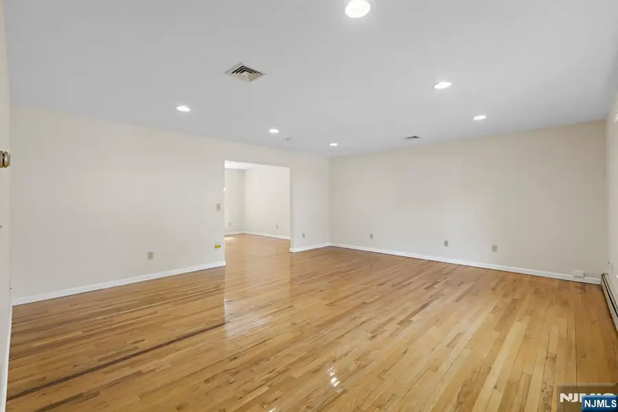 401 11th Street, Cresskill, NJ 07626 - #3