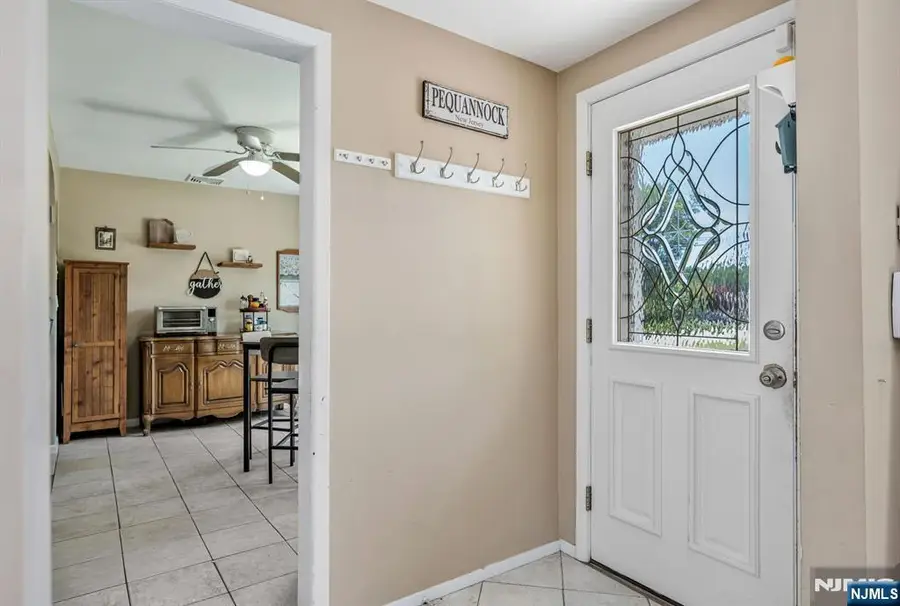 109 Greenwood Avenue, Pequannock, NJ 07440 - #3