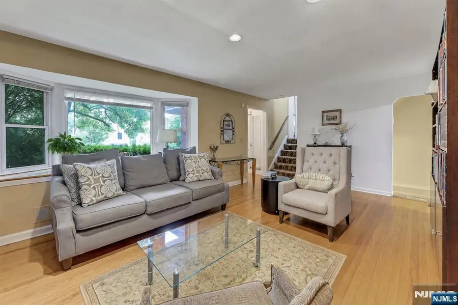 711 Rutland Avenue, Teaneck, NJ 07666 - #3