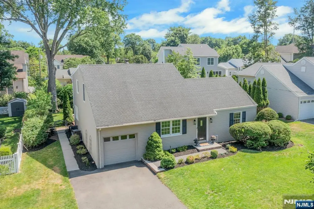 65 E Gramercy Place, Glen Rock, NJ 07452 - #1