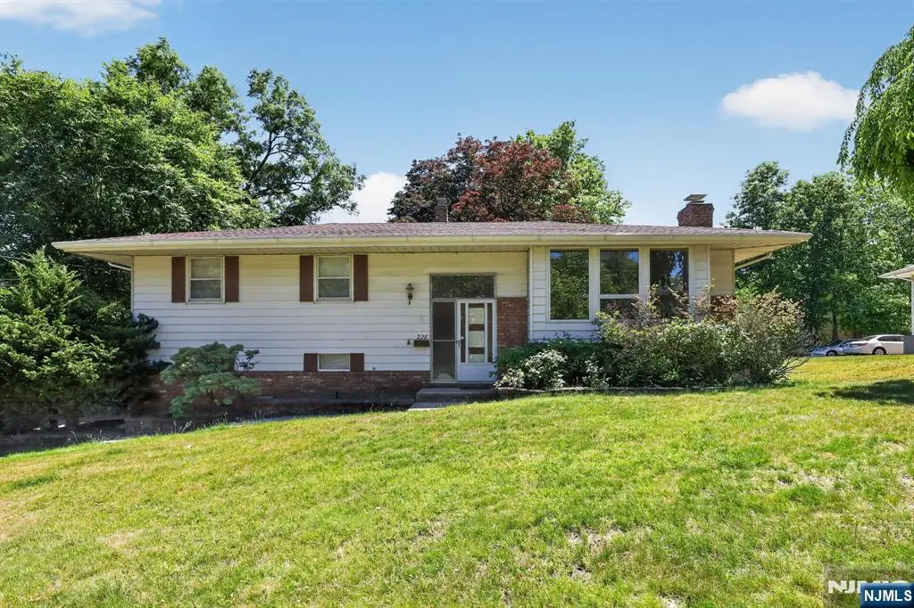 228 Shaw Place, Park Ridge, NJ 07656 - #1