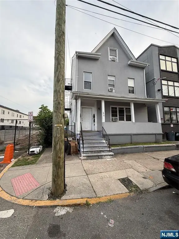 276 Governor Street, Paterson, NJ 07501