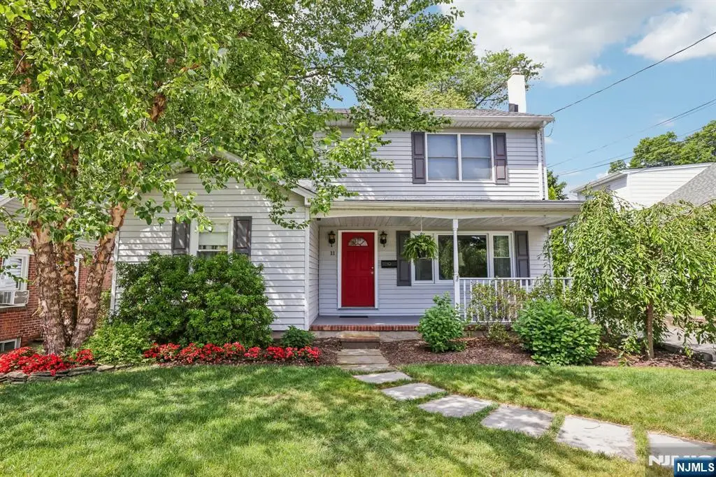 11 Woodward Avenue, Bloomingdale, NJ 07403 - #1