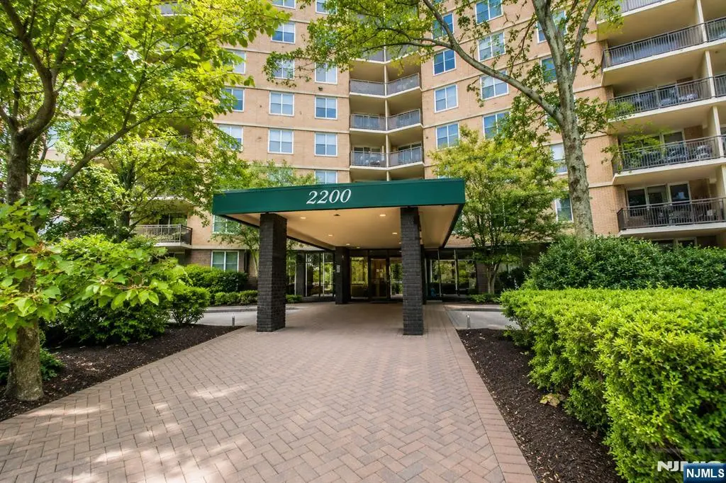 2200 N Central Road 10G, Fort Lee, NJ 07024 - #1
