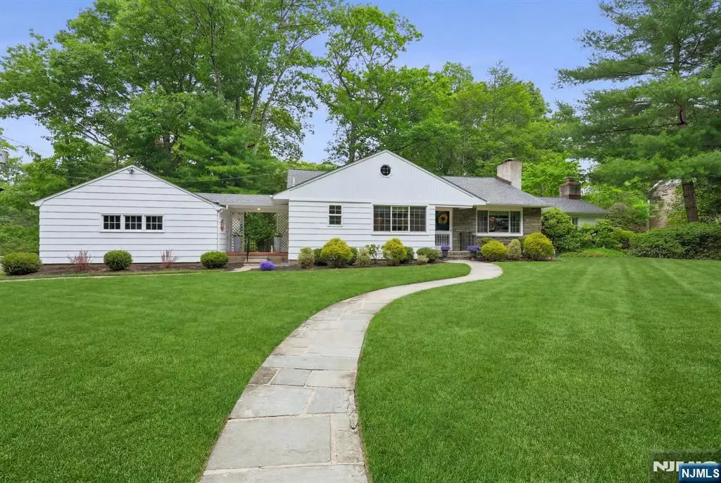 25 Grove Street, Caldwell, NJ 07006 - #1