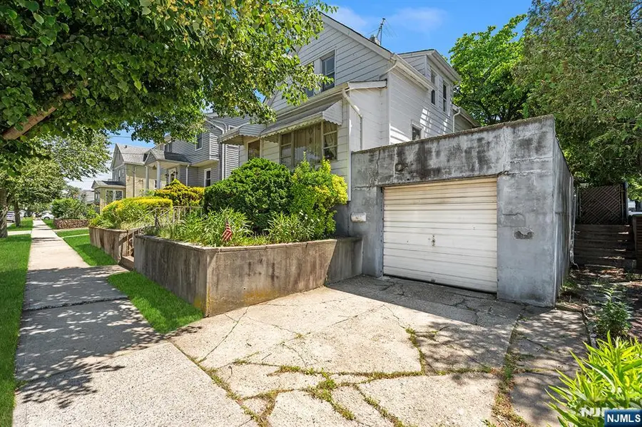 112 Page Avenue, Lyndhurst, NJ 07071 - #2