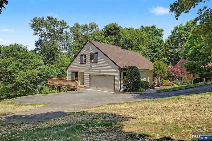 829 Ramapo Valley Road, Oakland, NJ 07436 - #2