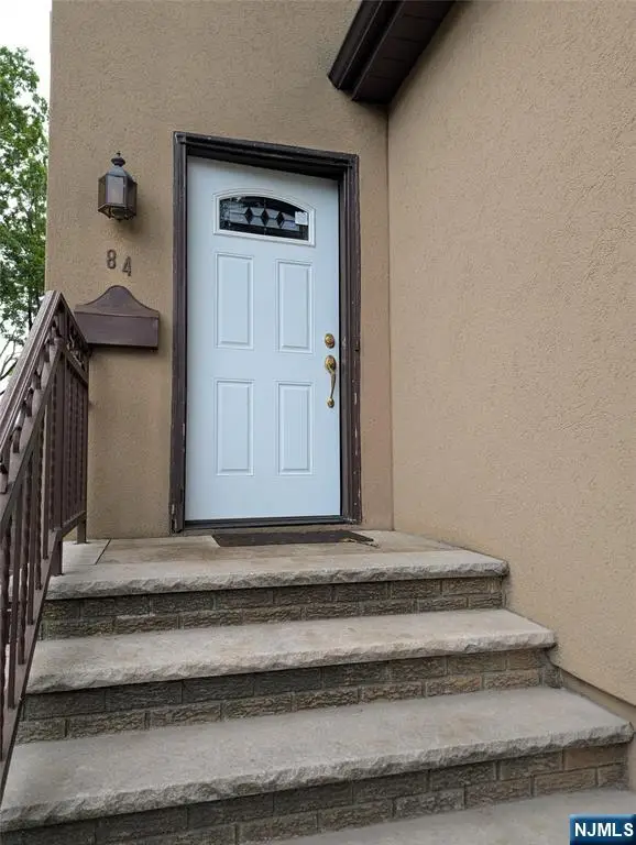 84 Oakdene Avenue, Cliffside Park, NJ 07010 - #2