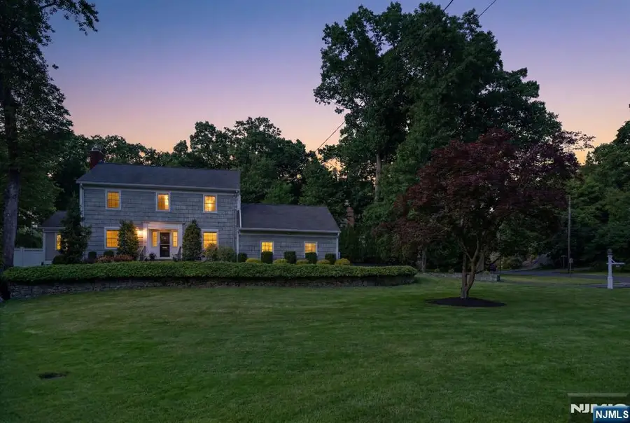 62 Fells Road, Verona, NJ 07044 - #2