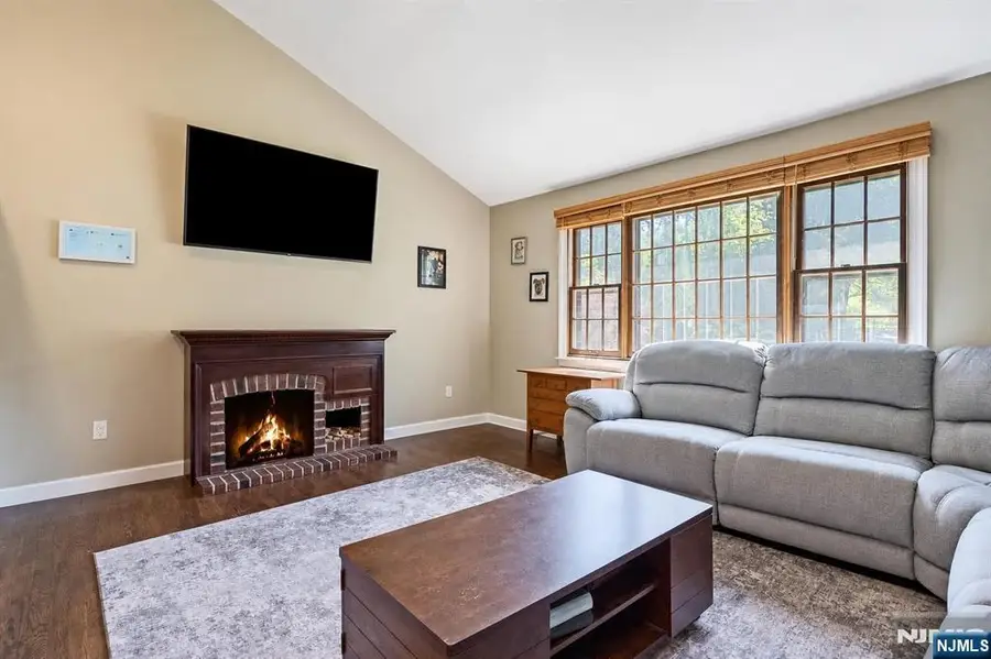 12 River Road, Jefferson, NJ 07438 - #2